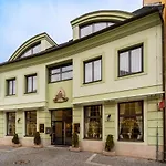 U Vlasskeho Dvora Kutná Hora