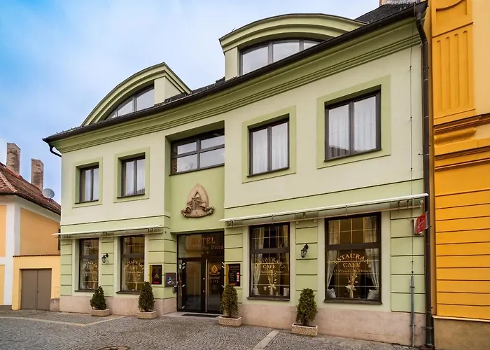 U Vlasskeho Dvora 쿤타호라